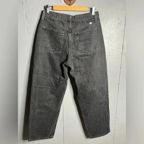 Aritzia Sunday Best Baggy Jeans - Picture 2 of 6